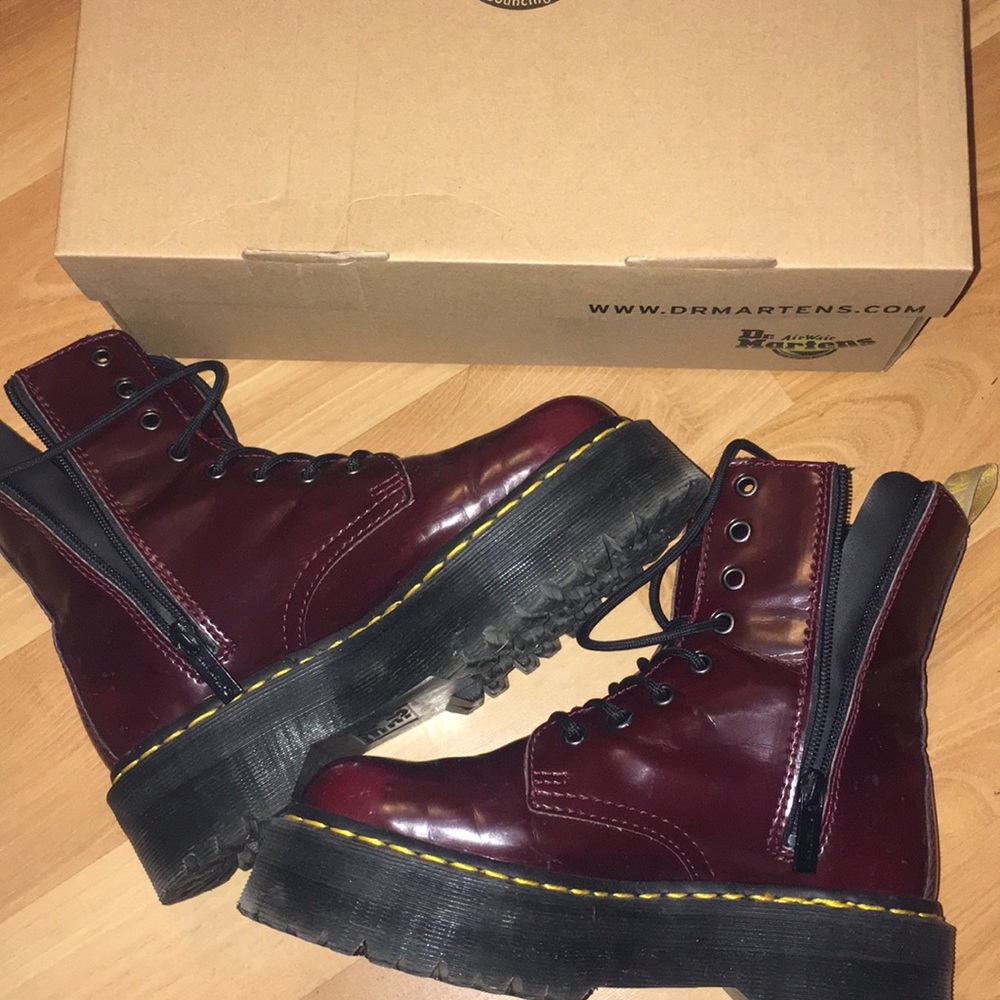 SOLD ❌ Red jadon VEGAN ❤️